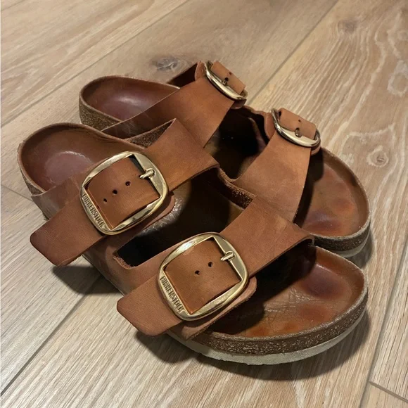 Birkenstock Tan Leather Sandals with Gold Buckles - Picture 9 of 10